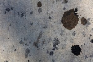 Quitar manchas de bolígrafo en bolso de piel